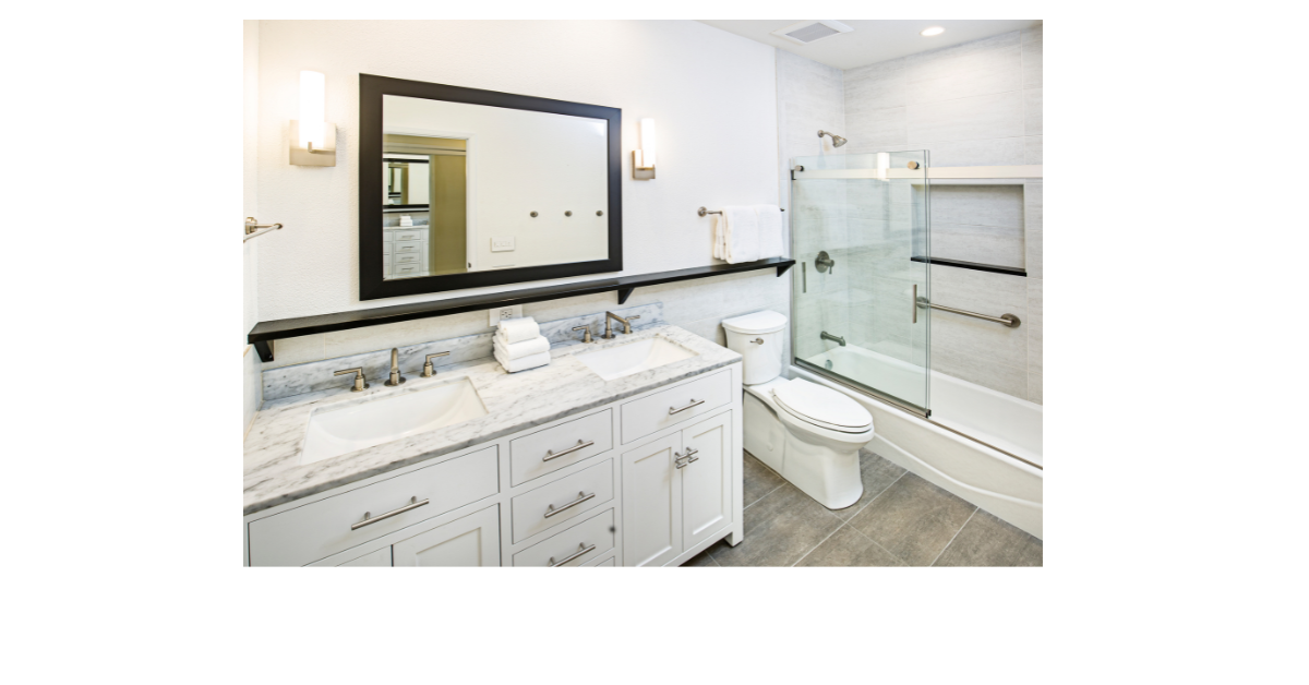 Clean and Luxurious Bathroom